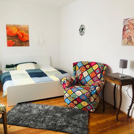 Ferienwohnung Happy Im Eg Bornheim  Exterior photo